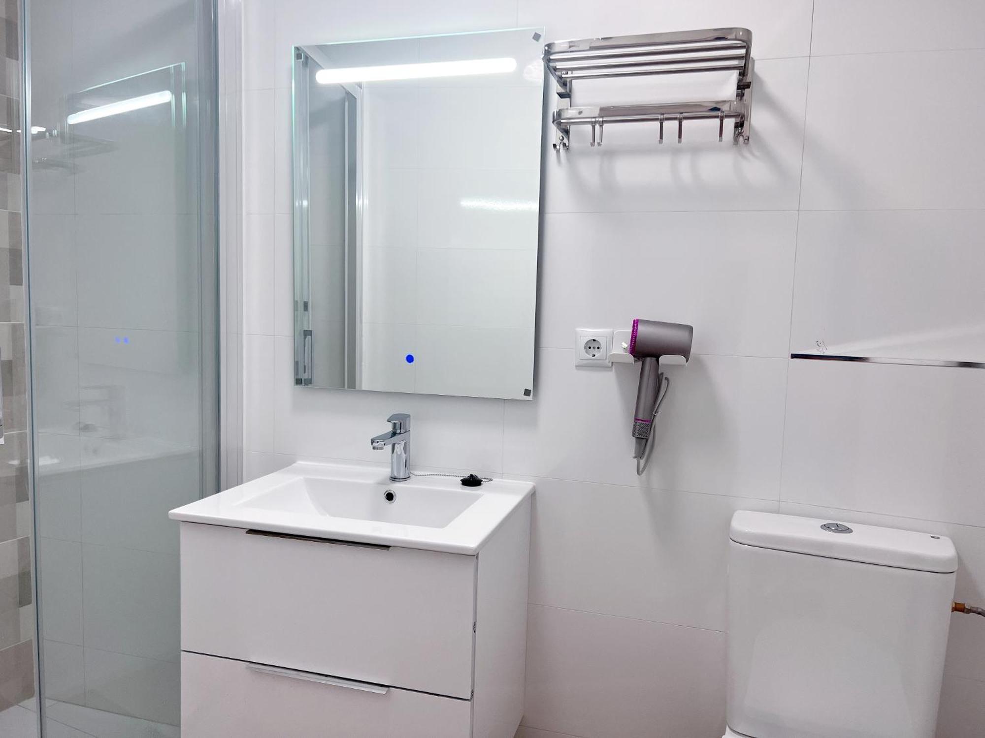 One Piece Apartamento Con Patio Alcobendas Exterior foto